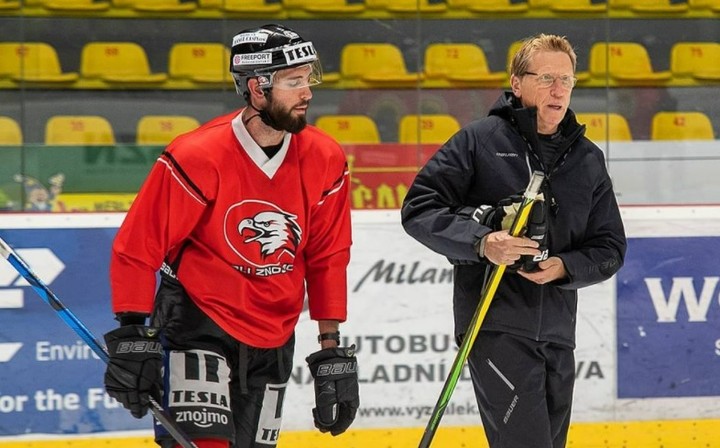 Tréner Hanlon už zarezáva v Znojme. Učí sa dokonca po česky
